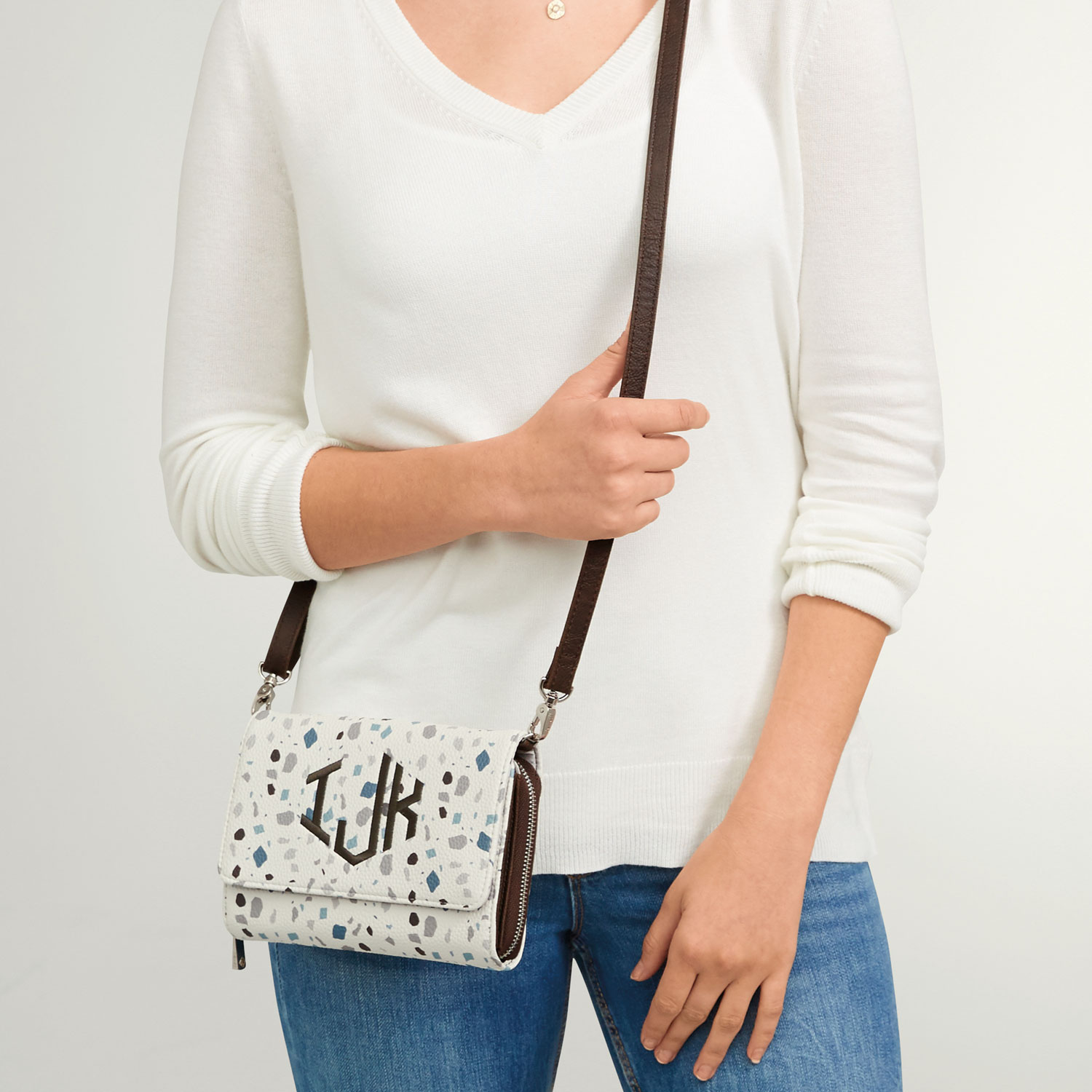 inspired crossbody ltd thirty one