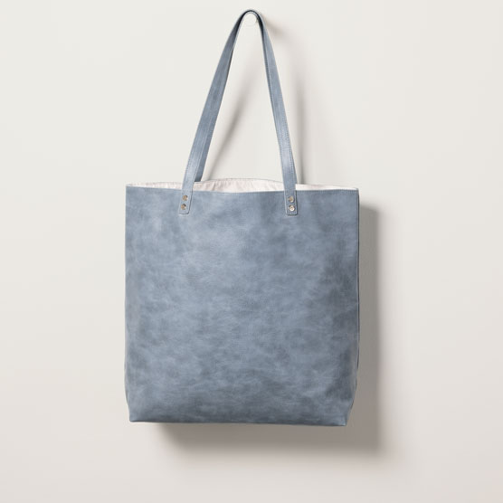 31 bags and totes